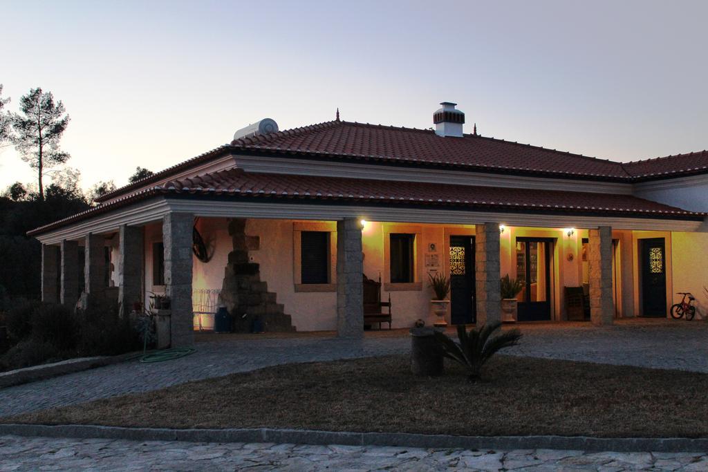 Casa de Campo Quinta Ribeiro Tanquinhos